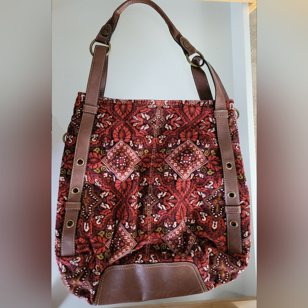 Perfect autumn 🍂 bag by Axcess Liz Claiborne